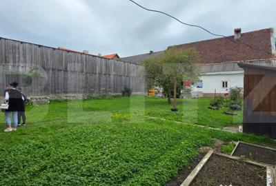 Casă cu 4 camere cu Teren 330 Mp în Central - 11