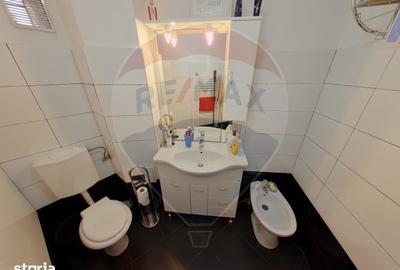 Apartament cu 4 camere decomandat în Central - 2