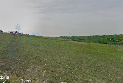 Teren de 886 mp, în Central - 1