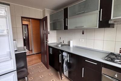 Apartament cu 3 camere decomandat în Dristor - 9