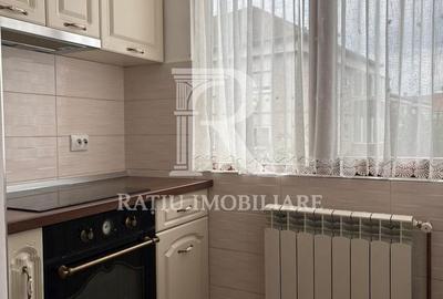 Apartament cu 3 camere decomandat în Decebal - 11