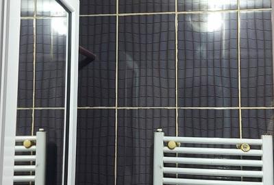 Apartament cu 2 camere decomandat în Bumbești-Jiu - 2