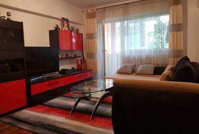 Apartament cu 3 camere semidecomandat în Colentina - 3