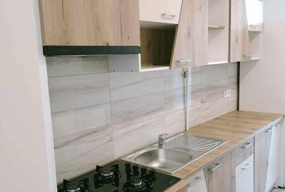 Apartament cu 2 camere decomandat, mobilat în Est