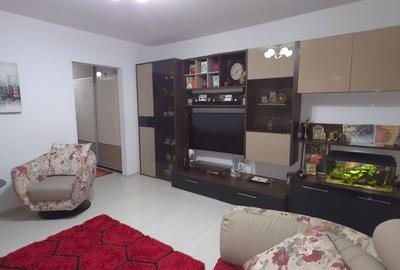 Apartament cu 3 camere semidecomandat în Lacu - 5
