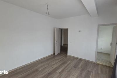 Casă cu 4 camere cu Teren 162 Mp în Central - 17