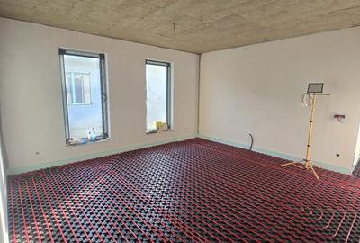 Casă cu 4 camere în Curtișoara - 5