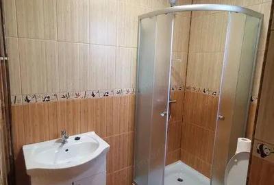 Casă cu 4 camere cu Teren 100 Mp în Semicentral - 10