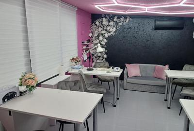 Spațiu comercial, de 50 mp, în Uverturii - 3