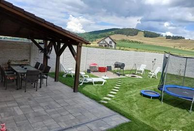 Casă cu 4 camere cu Teren 700 Mp în Sânpetru - 3