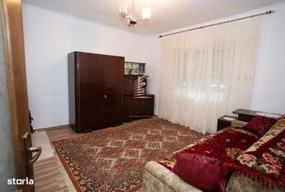 Casă cu 3 camere decomandat cu Teren 3400 Mp în Drăgești - 4