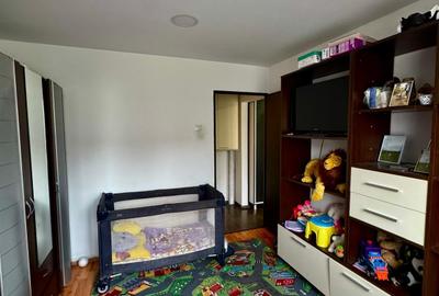 Apartament 2 camere, zona Scoala Generala nr. 6 - 12