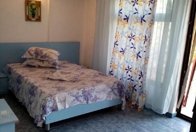 Casă cu 5 camere cu Teren 300 Mp în Central - 4