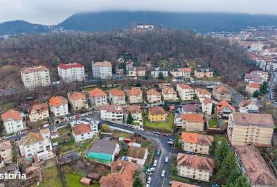 Apartament cu 4 camere în Central - 12