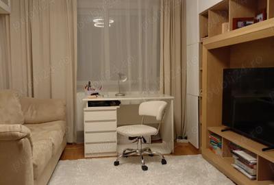 Vand apartament 3 camere, pt birouri, cabinete