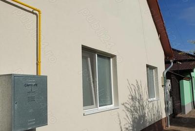 Casă cu 3 camere în Central - 2