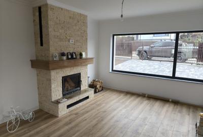 Casă individuală cu 4 camere cu Canalizare în Bârnova - 3