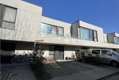 Casă cu 4 camere cu Teren 40 Mp în Central - 3