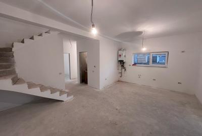 Duplex 4 camere, toate utilitatile la asfalt - 2