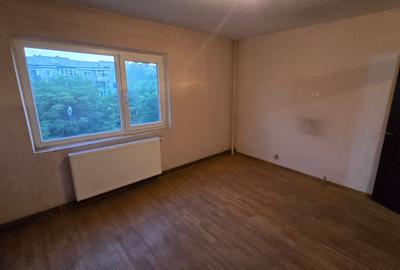 Apartament cu 2 camere decomandat în Rahova - 11