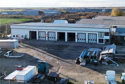 Spațiu comercial, de 8,438 mp, în Central - 3