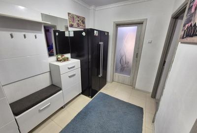 Apartament cu 3 camere semidecomandat, mobilat în Podu Roș - 5