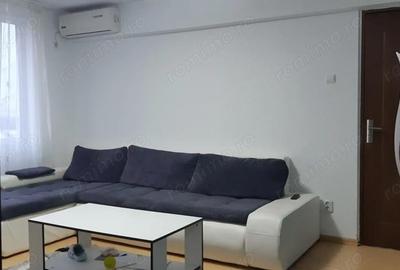 Apartament cu 3 camere semidecomandat în Nord