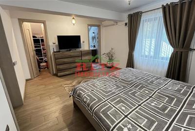 Casă cu 6 camere cu Teren 560 Mp în Ultracentral