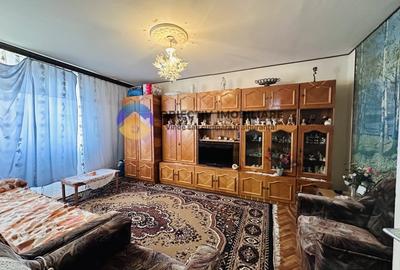 Apartament cu 2 camere decomandat, mobilat în Mărăței
