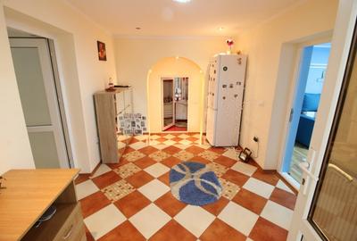 Casa de vanzare, 4 camere, sat Schela - 3