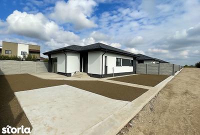 Casă cu 4 camere cu Teren 400 Mp în Clinceni