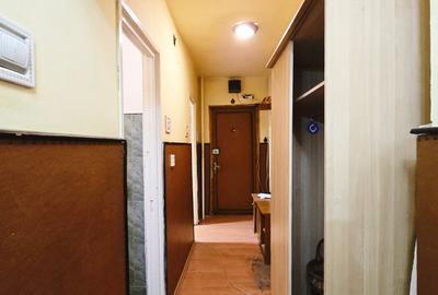 Apartament 2 camere decomandat, etaj 1 - Micalaca - 2