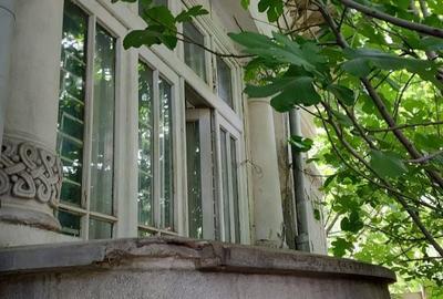 Spațiu comercial, de 150 mp, în Central - 4