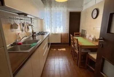 Apartament 3 camere Centru - mobilat, utilat, centrala termica Apartament 3 camere Centru - mobilat, utilat, centrala termica - 3