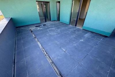 4 camere.Bloc Nou.Terasa generoasa.Luminos - 1