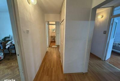 Apartament cu 4 camere decomandat în Micro 16 - 8