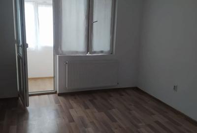 Apartament cu 2 camere decomandat în Târgu Neamț - 7
