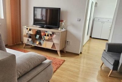 Apartament cu 2 camere semidecomandat, mobilat în Tomis III - 1