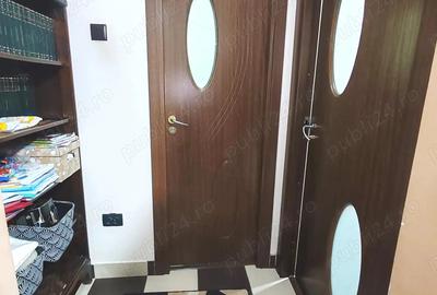 Apartament cu 2 camere semidecomandat în Craiovei - 3