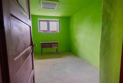 Spațiu comercial, de 908 mp, în Central - 10