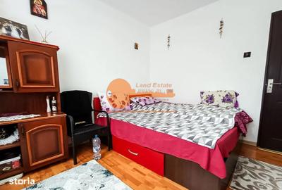 Apartament cu 3 camere decomandat în Crângași - 2