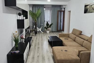 Apartament cu 2 camere semidecomandat, mobilat în Tomis Nord