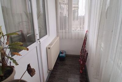 Apartament cu 2 camere semidecomandat în Central - 1
