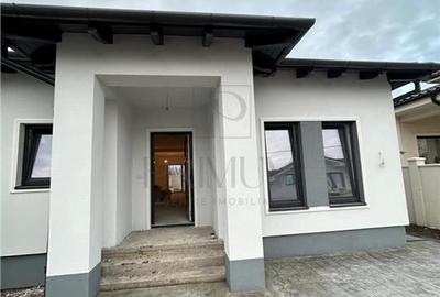 Casă individuală cu 4 camere cu Teren 360 Mp în Șag
