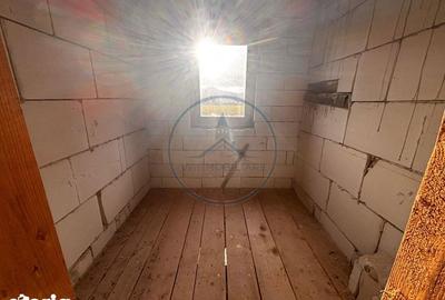 Casă cu 5 camere cu Teren 2900 Mp în Șieu - 8