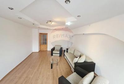 Apartament cu 2 camere decomandat în 1 Mai - 15