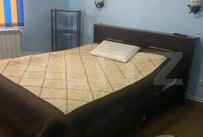 Casă cu 4 camere cu Teren 750 Mp în Central - 1