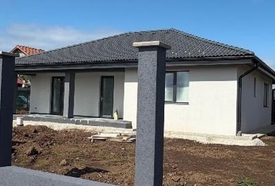 Casa nouă Lempes -între natura și confort . Direct de la proprietar. Comision 0 - 3