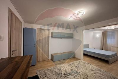 Apartament cu 2 camere de închiriat - 2