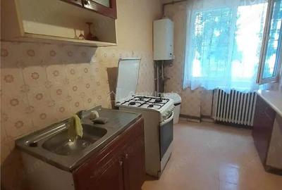 Apartament cu 2 camere decomandat în Podgoria